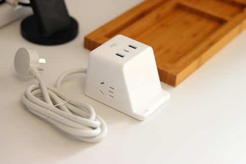 aigo小魔方充電插座 20W PD快充+無線充電，桌面數(shù)碼神器深度評(píng)測(cè)